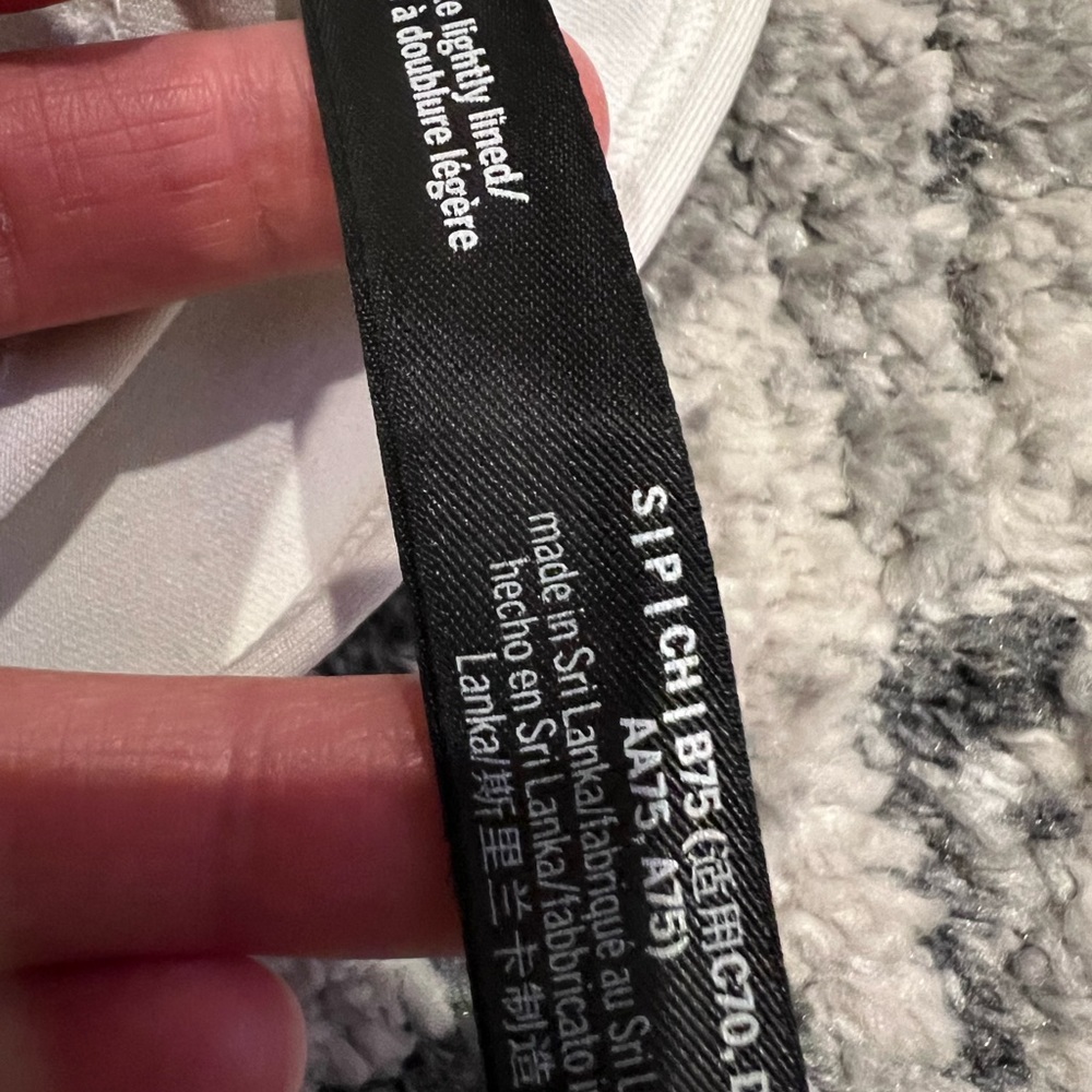 Pink Victoria’s Secret sports bra - Picture 5 of 5